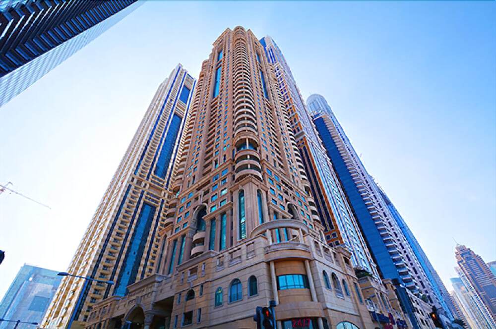 Дубай: Marina Crown Tower