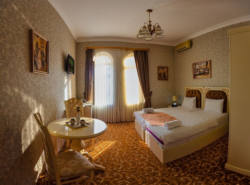 Баку: Отель Iva Old City