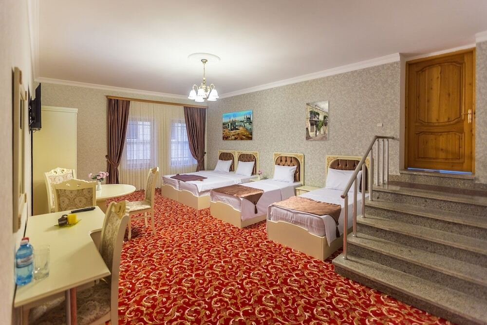 Баку: Отель Iva Old City