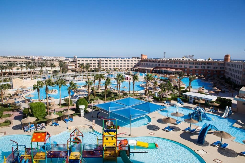 Хургада: Titanic Resort and Aqua Park
