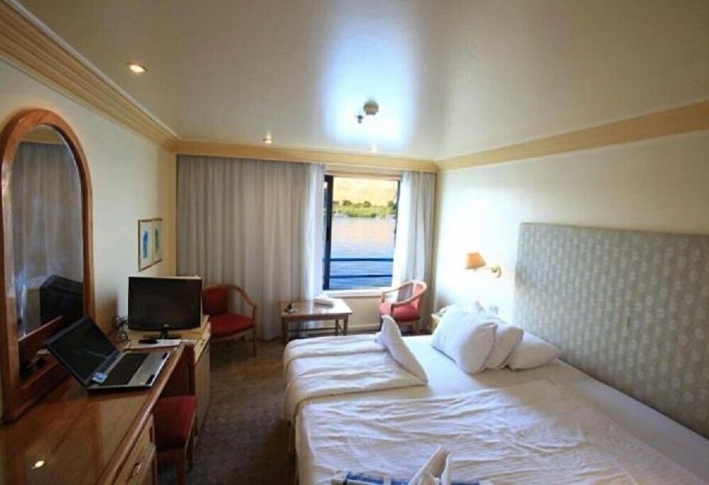 Луксор: Hapi 5 Nile Cruise, 3-4-7 nights from Luxor or Aswan