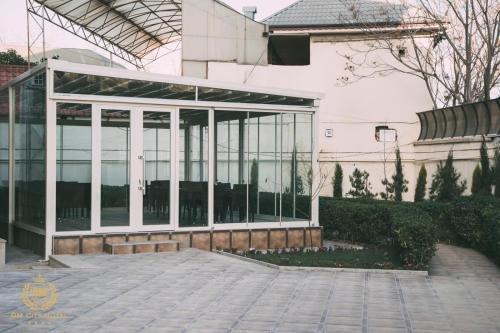 carousel image 0