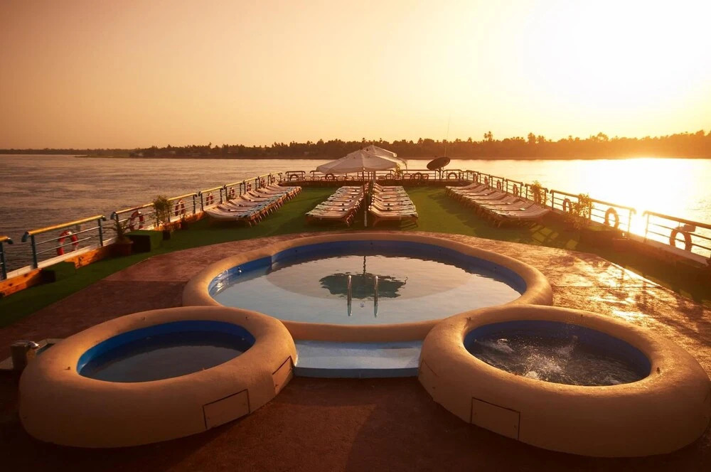 Луксор: Nile Carnival Cruise