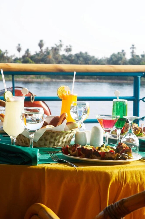 Луксор: Nile Carnival Cruise
