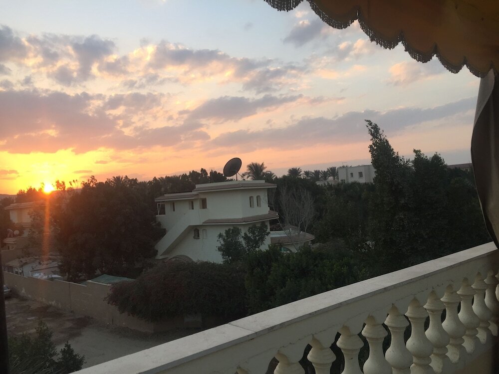 Гиза: Pyramids Empire Inn