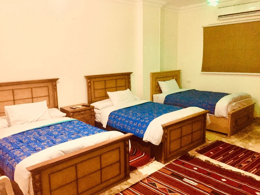 Гиза: Pyramids Empire Inn