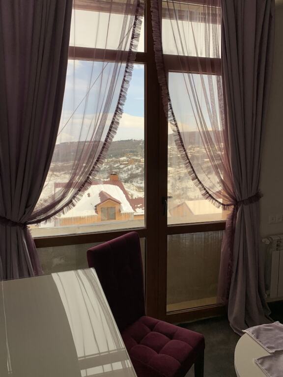 Elis Hotel in Tsaghkadzor — фото 1