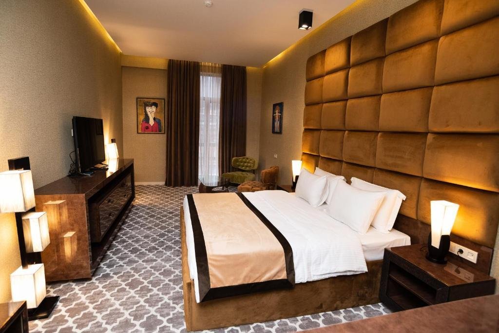 Тбилиси: Gallery Art Hotel
