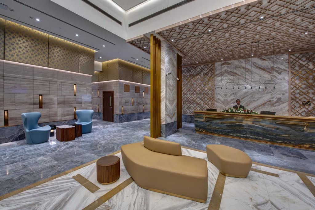 Дубай: The S Hotel Al Barsha
