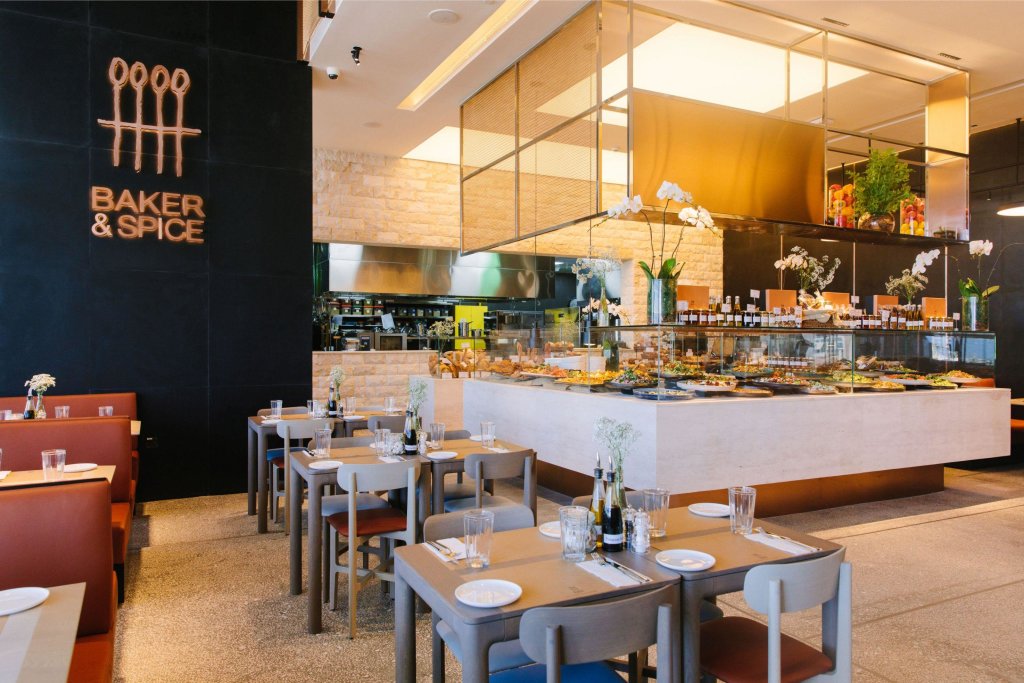 Дубай: The S Hotel Al Barsha