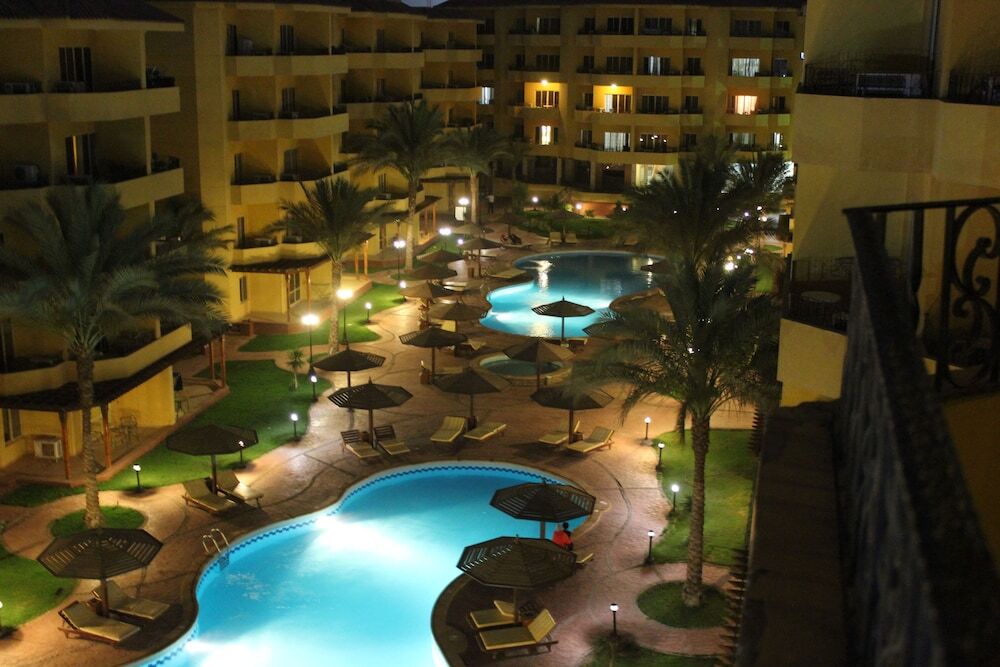 Хургада: Pool View Apart At British Resort 252