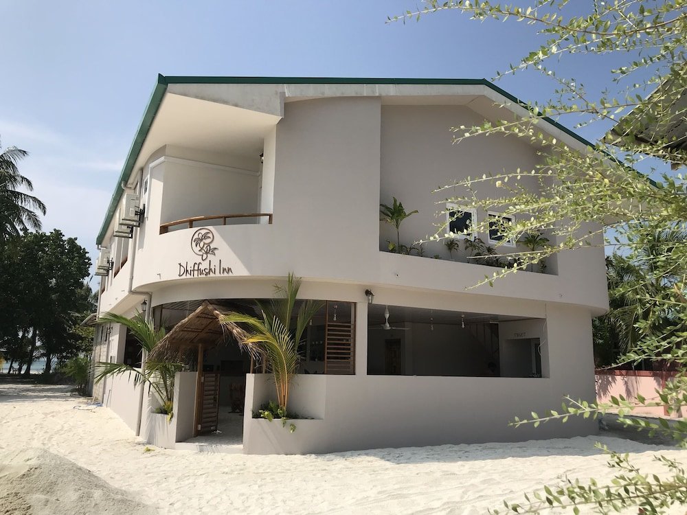 Dhiffushi Inn — фото 1
