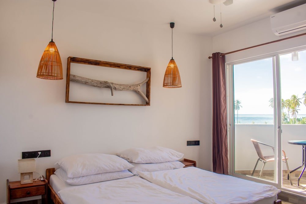 Диффуши: Dhiffushi Inn
