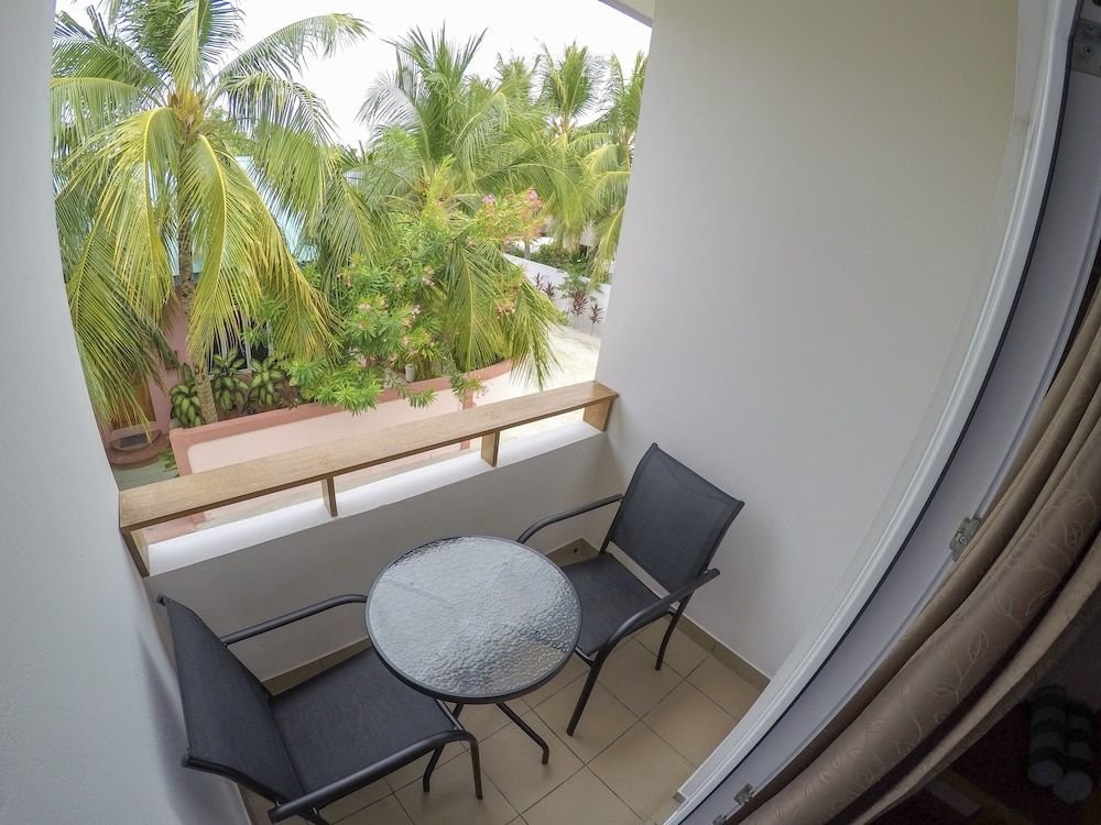 Диффуши: Dhiffushi Inn