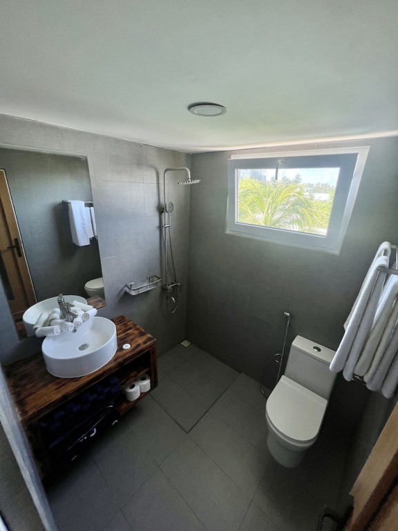 Диффуши: Dhiffushi Inn