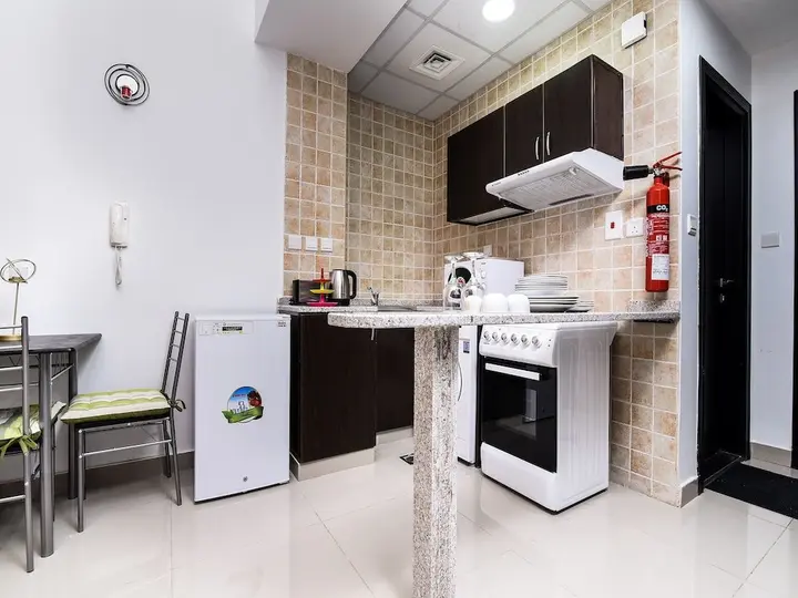 Дубай: OYO 144 Home Sheikh Zayed view Apartment