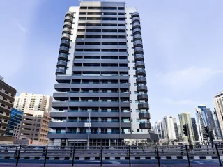 Дубай: OYO 144 Home Sheikh Zayed view Apartment