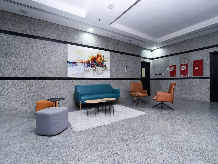 Дубай: OYO 144 Home Sheikh Zayed view Apartment