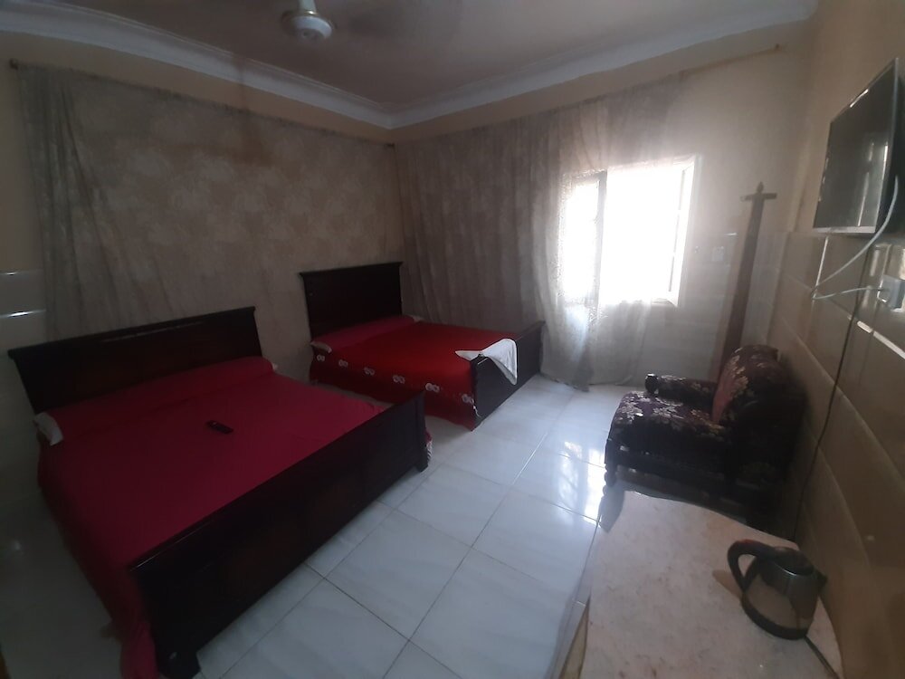 Гиза: King Pyramids Hotel