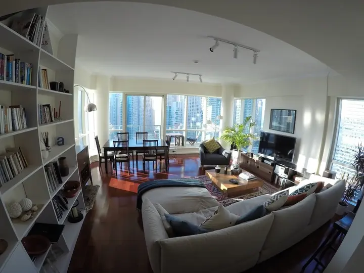 Дубай: Superb place 180 degrees marina sea view