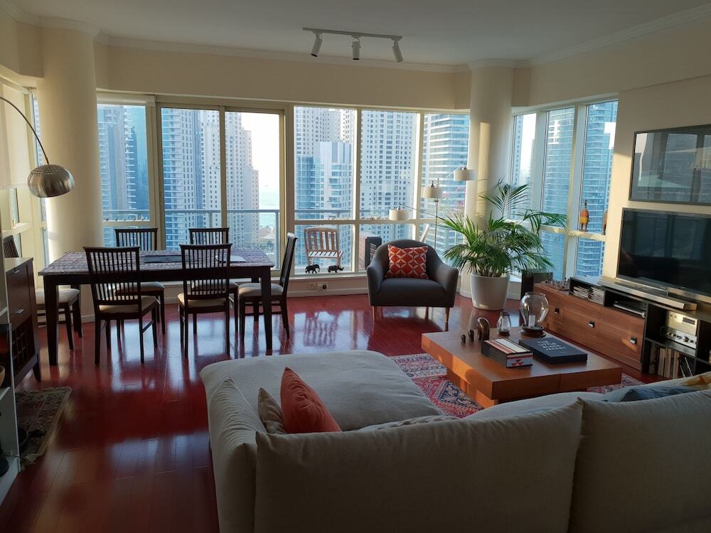 Дубай: Superb place 180 degrees marina sea view