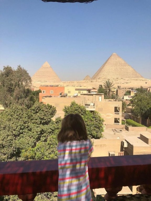 Гиза: Faran Pyramids View lnn