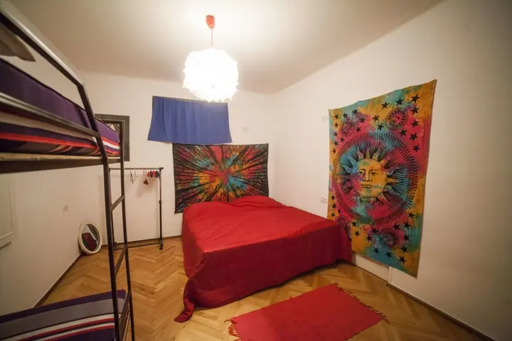Тбилиси: Zgarbi Hostel