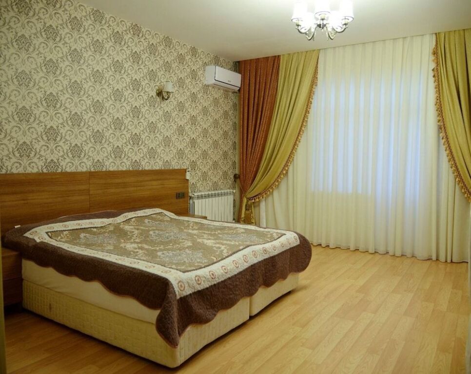 Баку: Deyirman hotel