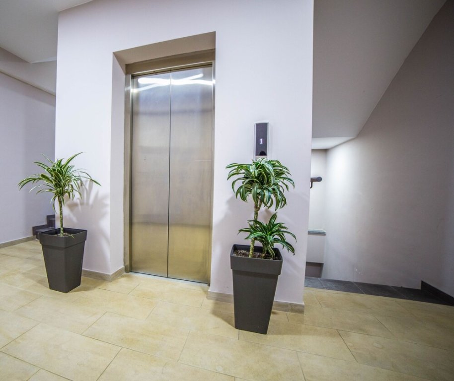 Бакуриани: Отель Bakuriani Plaza B-217