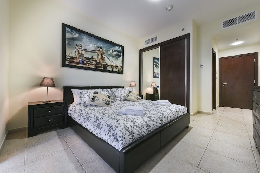 Дубай: Holidays Are Us-Holiday Homes-Marina Elite
