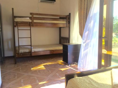 Уреки: Guest House Leto