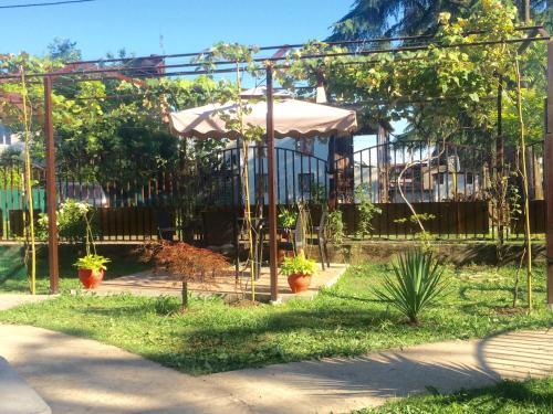 Уреки: Guest House Leto