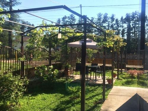 Уреки: Guest House Leto