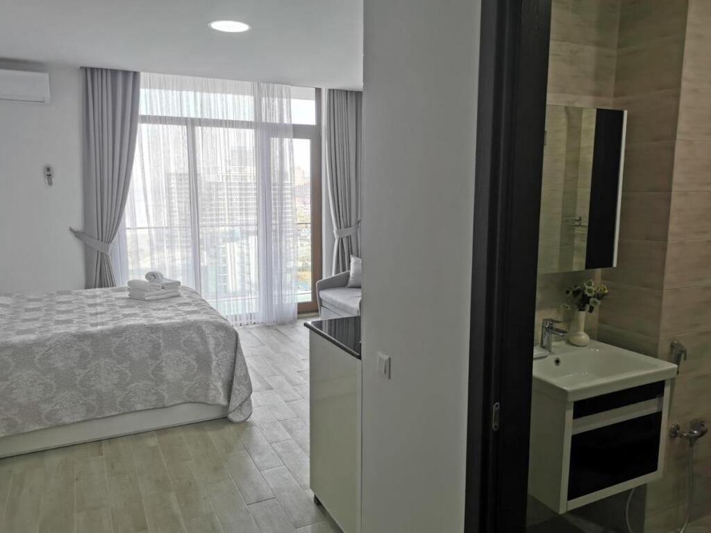 Батуми: Отель и апартаменты Aqua Batumi