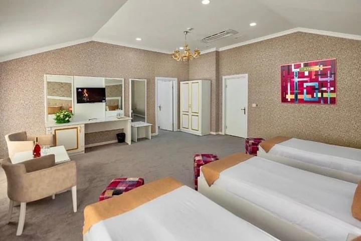 Баку: MenSen Hotel