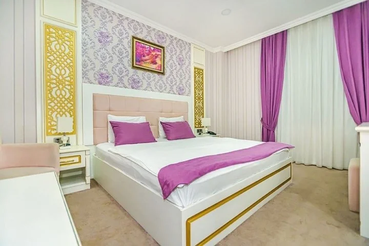 Баку: MenSen Hotel