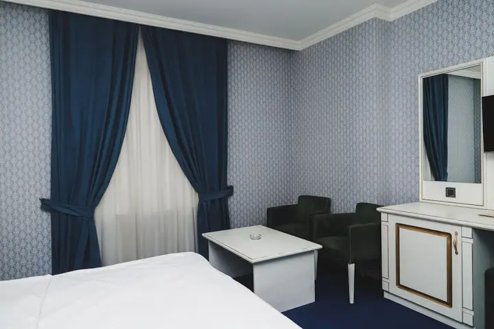 Баку: MenSen Hotel