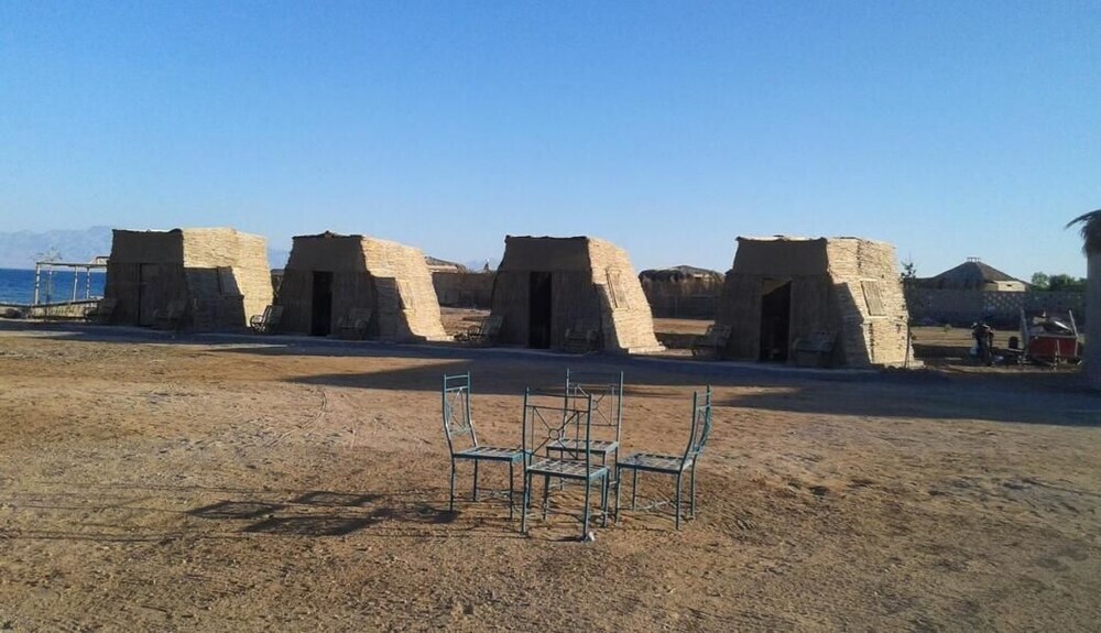 Таба: Wishwashi Camp & Resort