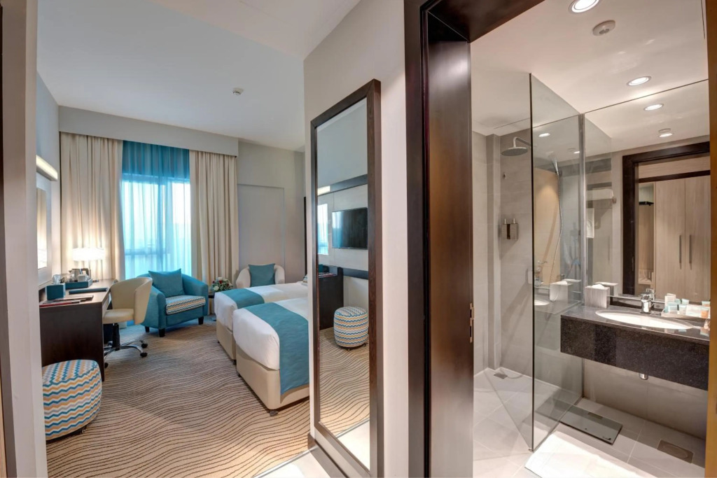 Дубай: City Avenue Hotel