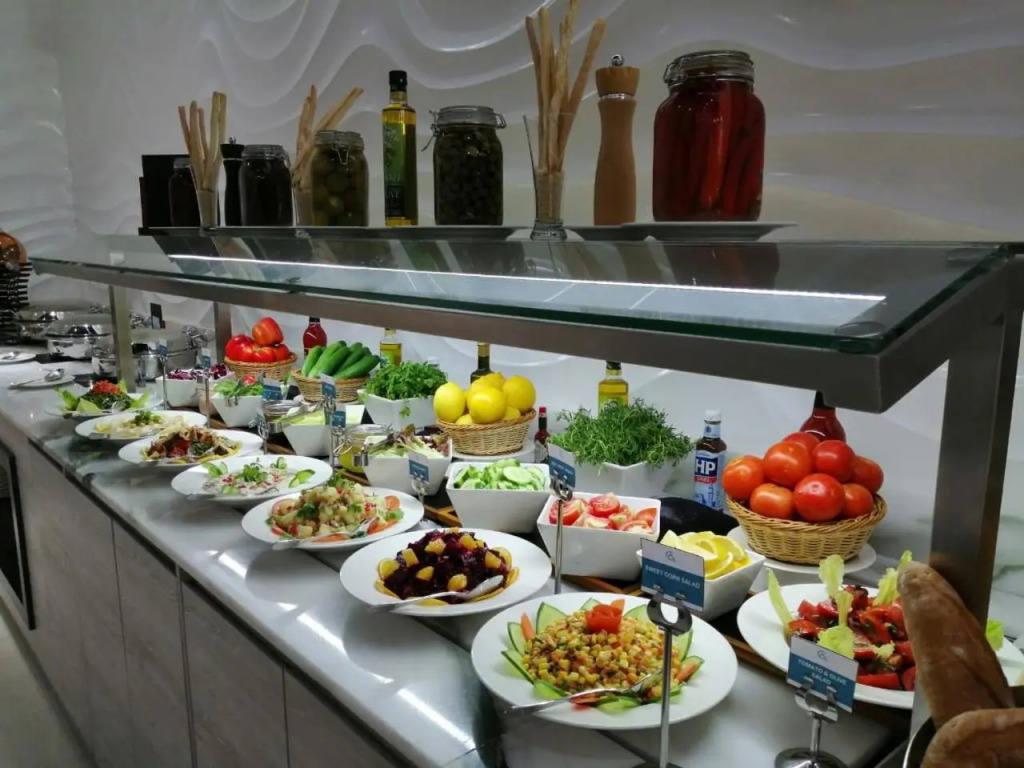 Дубай: City Avenue Hotel