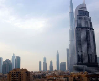 Дубай: Kennedy Towers - Al Noujoum