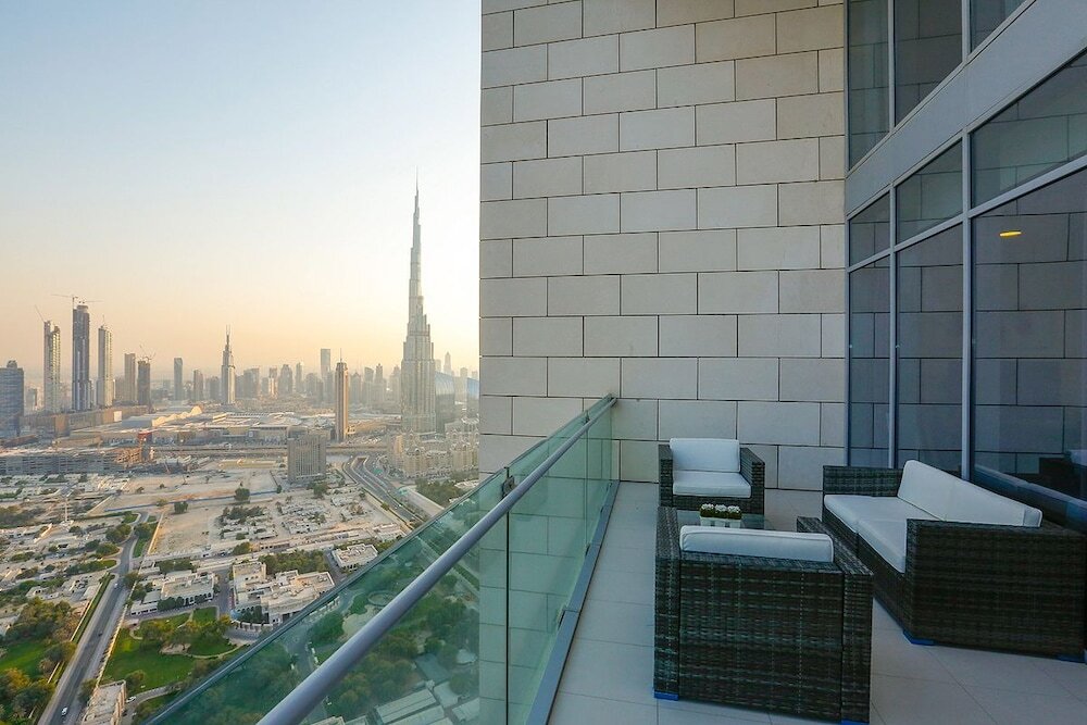 Дубай: Kennedy Towers - Burj Daman