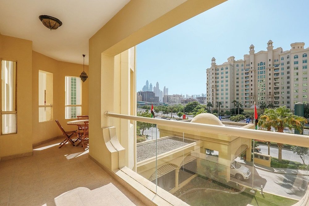 Дубай: Kennedy Towers - Al Haseer
