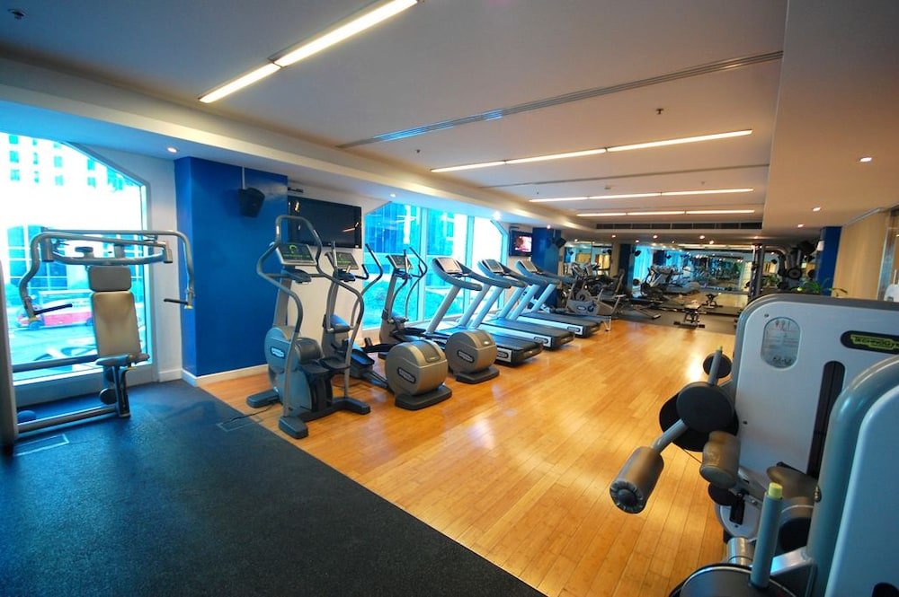 Дубай: Kennedy Towers - Aurora