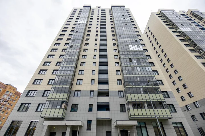 Казань: Apartment on Khakima 50