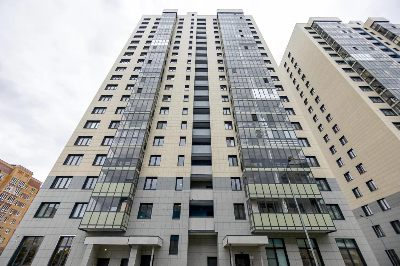 Казань: Apartment on Khakima 50