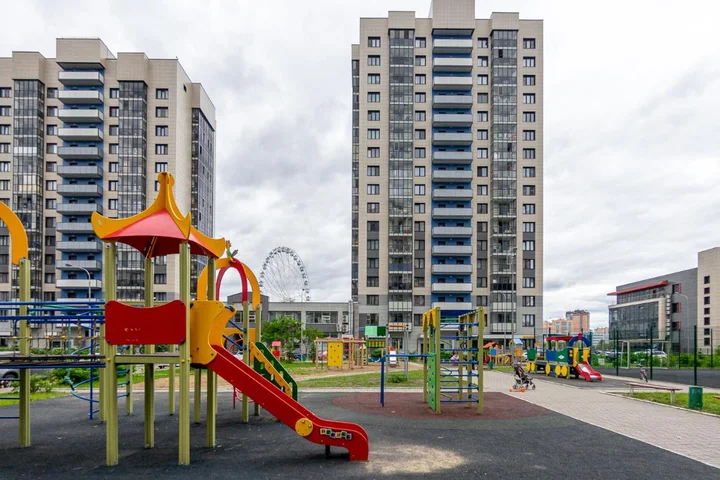 Казань: Apartment on Khakima 50