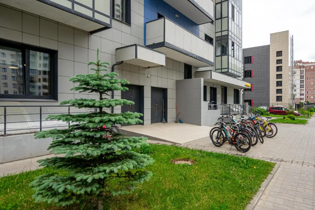 Казань: Apartment on Khakima 50