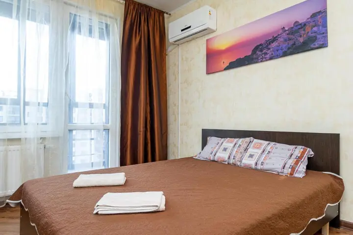 Казань: Apartment on Khakima 50