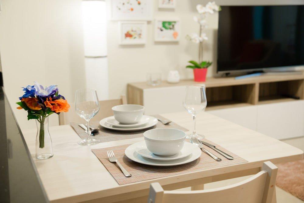 Дубай: HiGuests Vacation Homes - Marina Crown